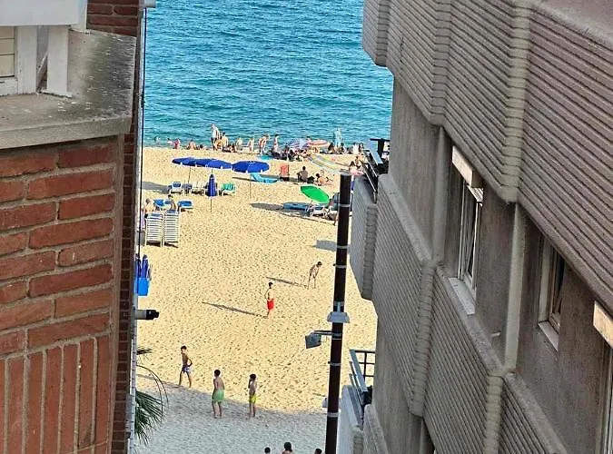 Sunnyside Lloret 公寓